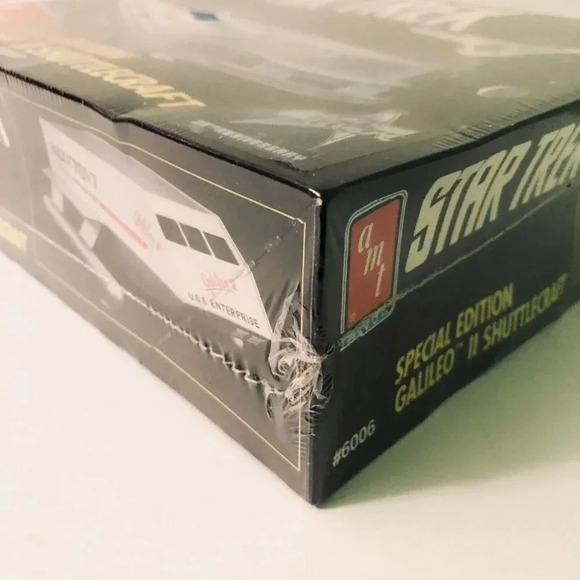 Vtg 1991 Star Trek  Special Edition Galileo II Shuttlecraft Model AMT ERTL 6006 - Picture 5 of 16